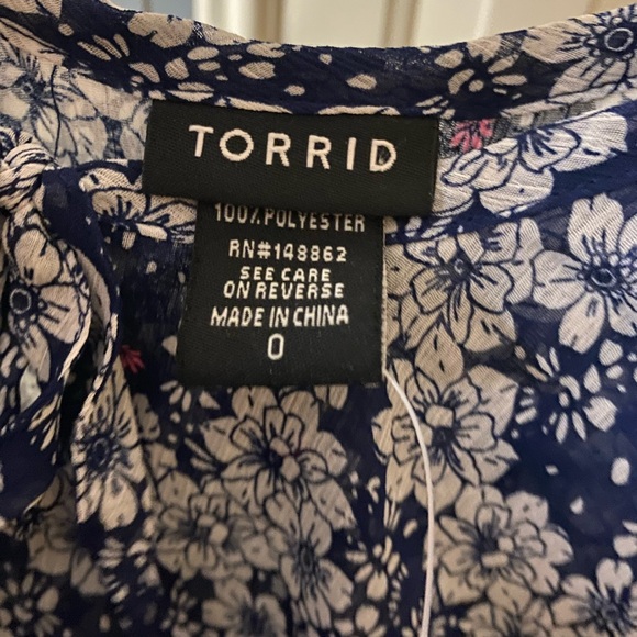 Torrid Spaghetti Strap Off The Shoulder Top Size Large - Picture 2 of 4